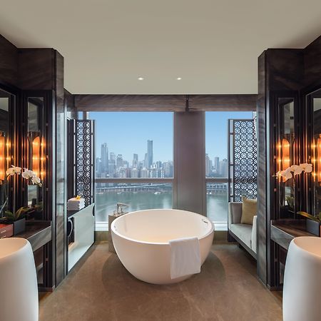 Отель Regent Chongqing - Complimentary 1St Round Mini Bar Daily Экстерьер фото