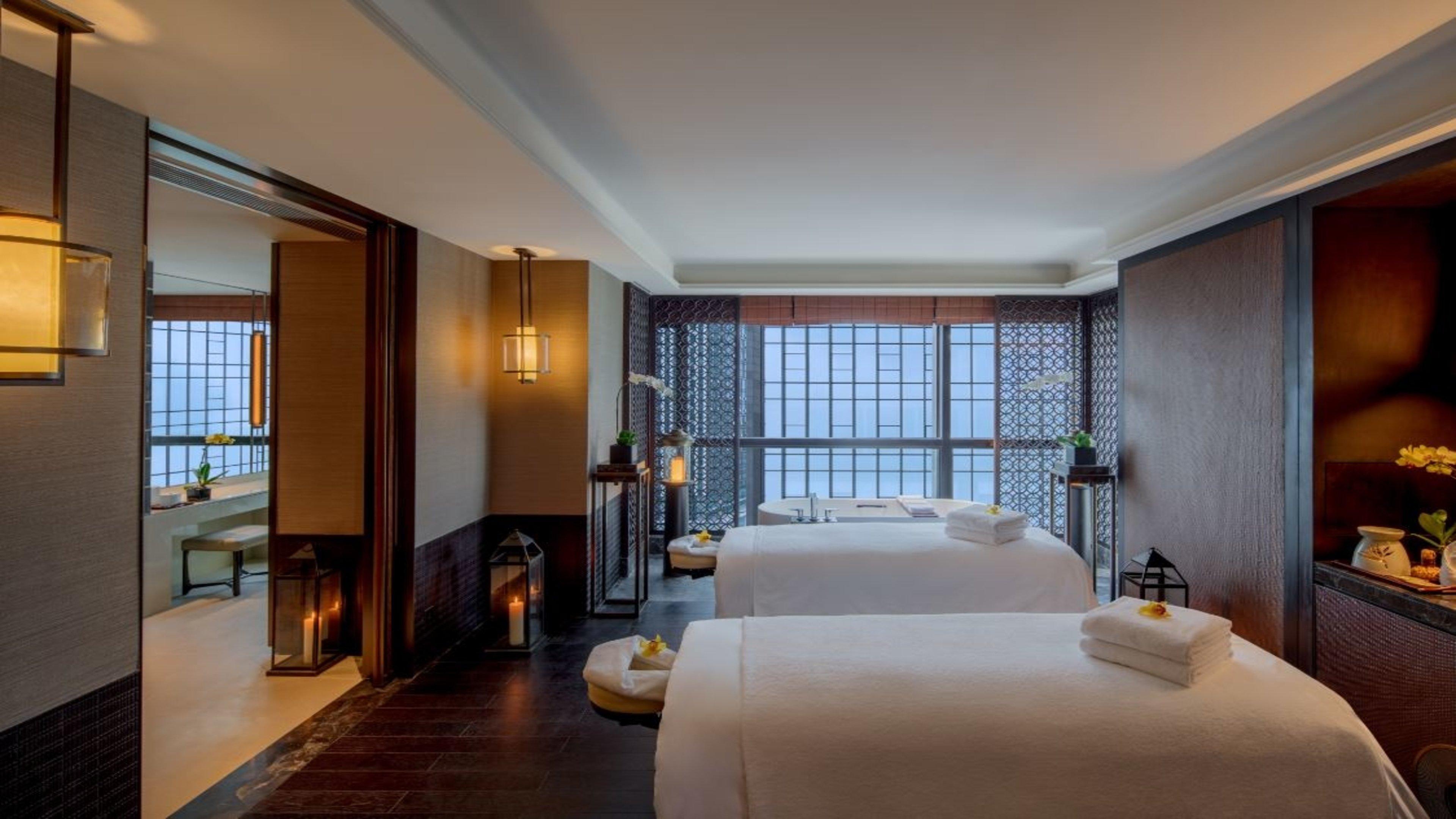Отель Regent Chongqing - Complimentary 1St Round Mini Bar Daily Экстерьер фото
