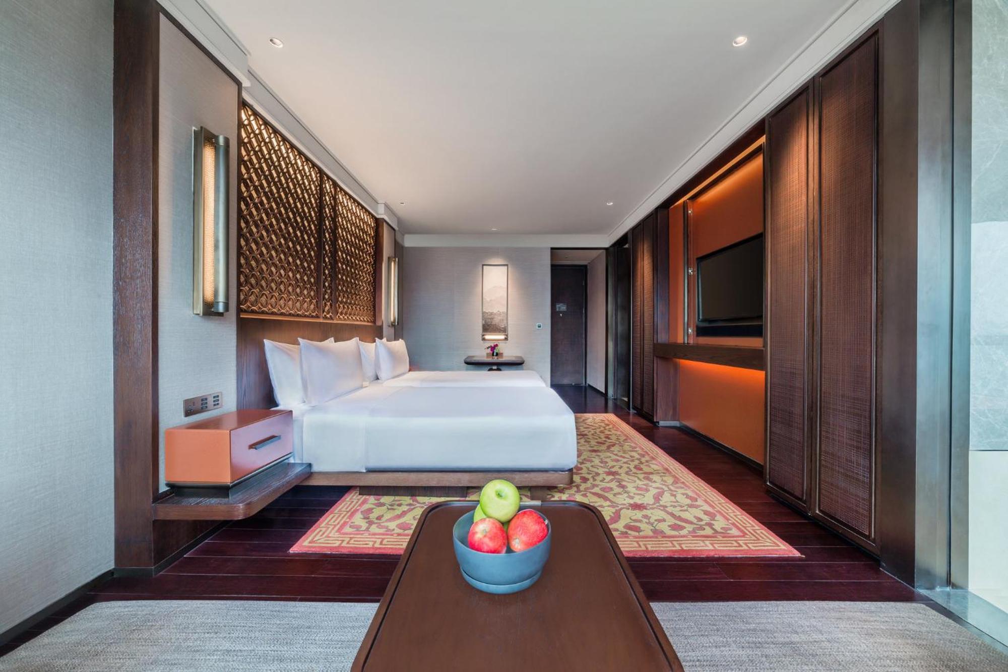 Отель Regent Chongqing - Complimentary 1St Round Mini Bar Daily Экстерьер фото